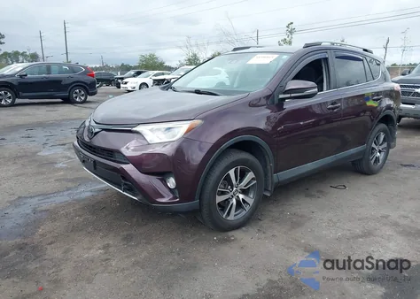 2018 Toyota Rav4 Xle z USA, uszkodzony, nr VIN 2T3RFREV1JW736845